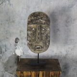 Masque Timor en bois
