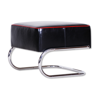 Tabouret Bauhaus noir fabriqué par Robert Slezak en Tchéquie des années 1930