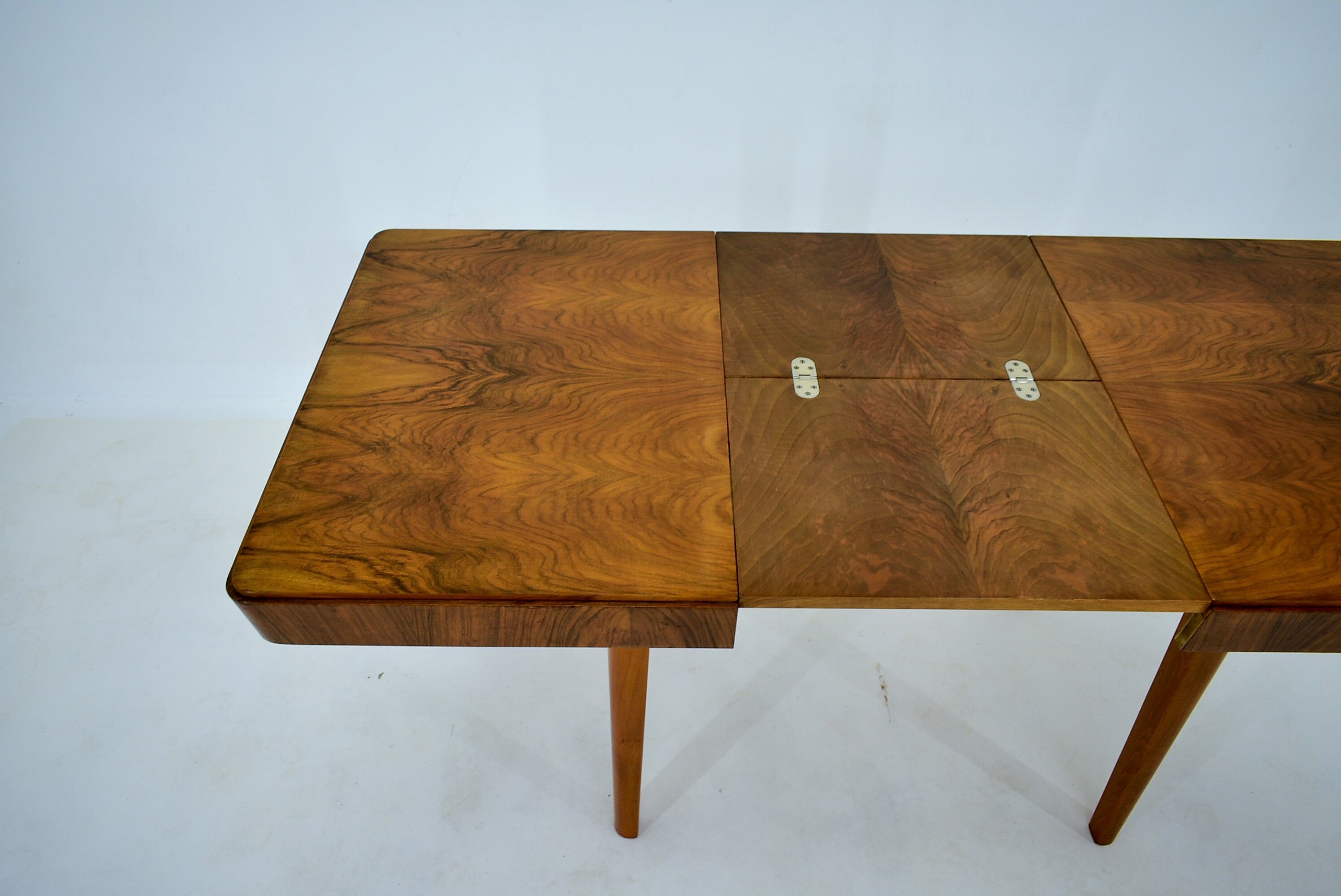 Table à manger extensible Jindřich Halabala pour UP Zavody, années 1950