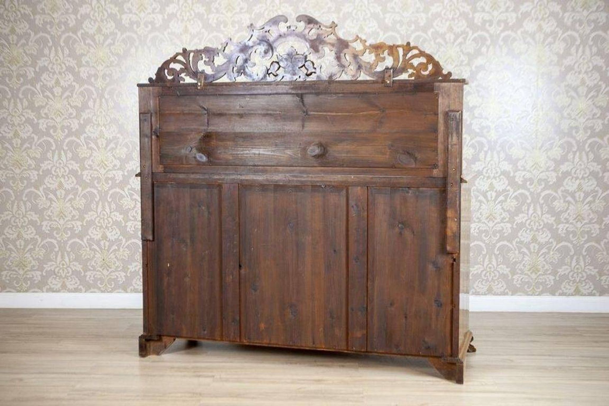 Buffet Rococo Revival en noyer et placage, 1850