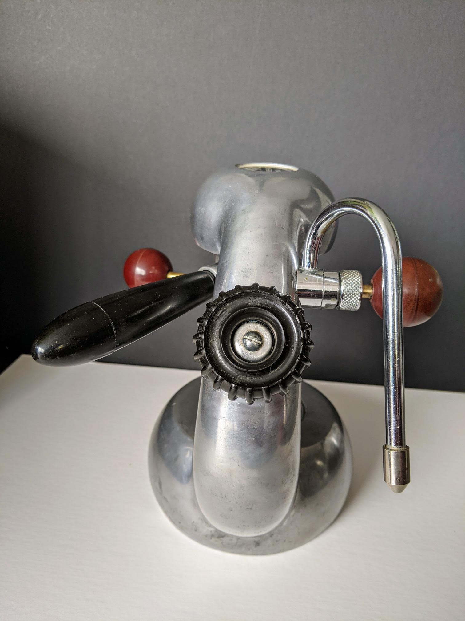 Atomic Italian coffee maker