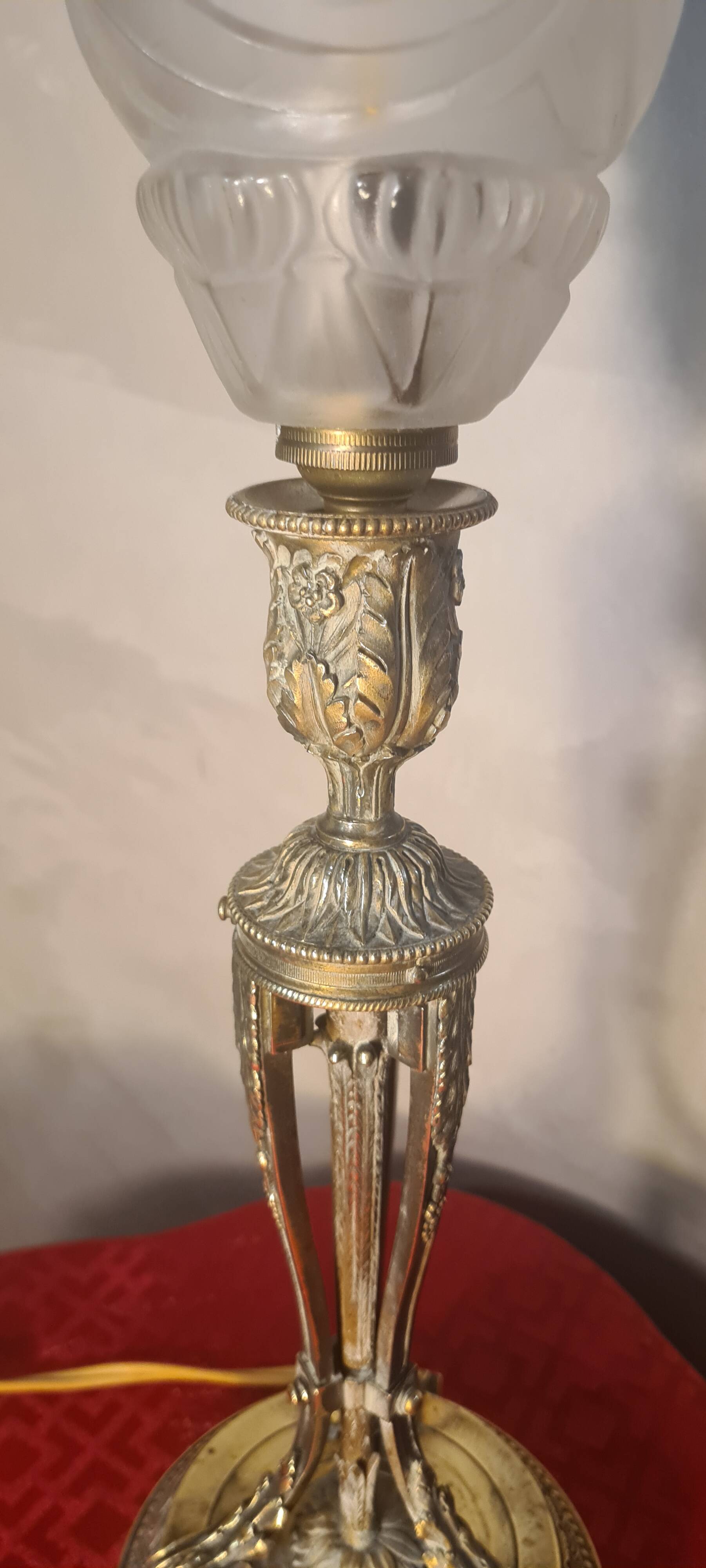 19th century chiseled bronze lamp