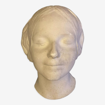Plaster head: The drowned of the Seine