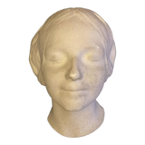 Plaster head: The drowned of the Seine