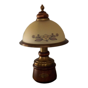 lampe de table en bois