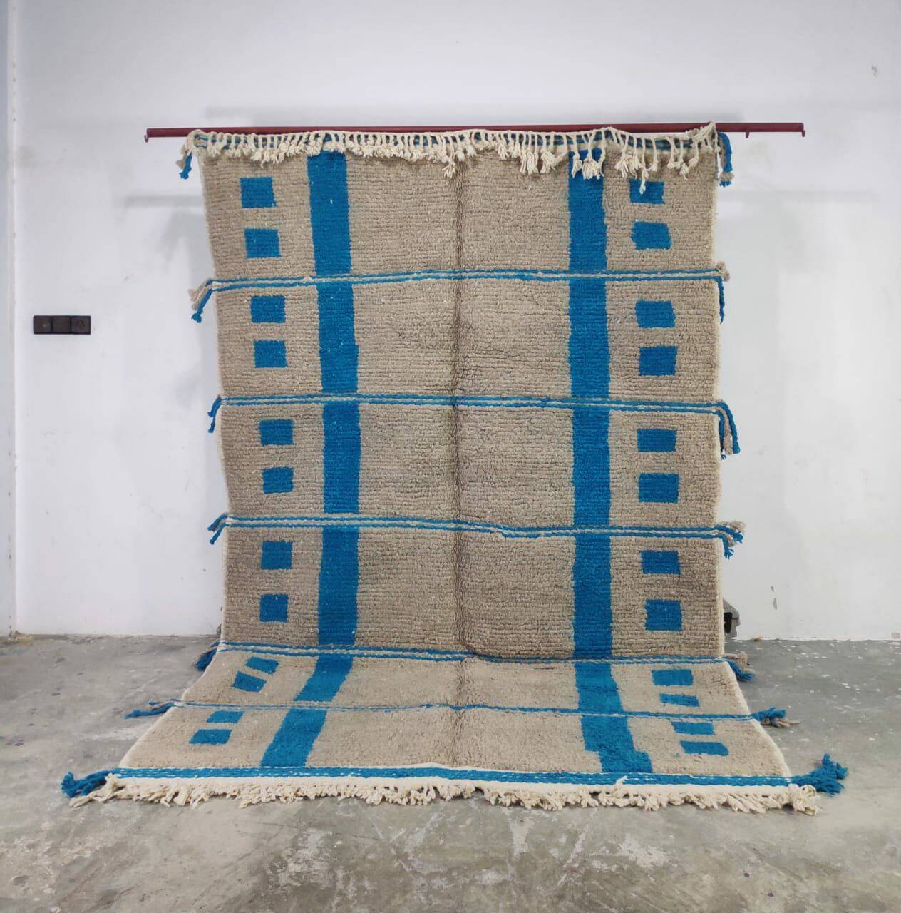 Handmade moroccan berber rug 300 x 200 cm