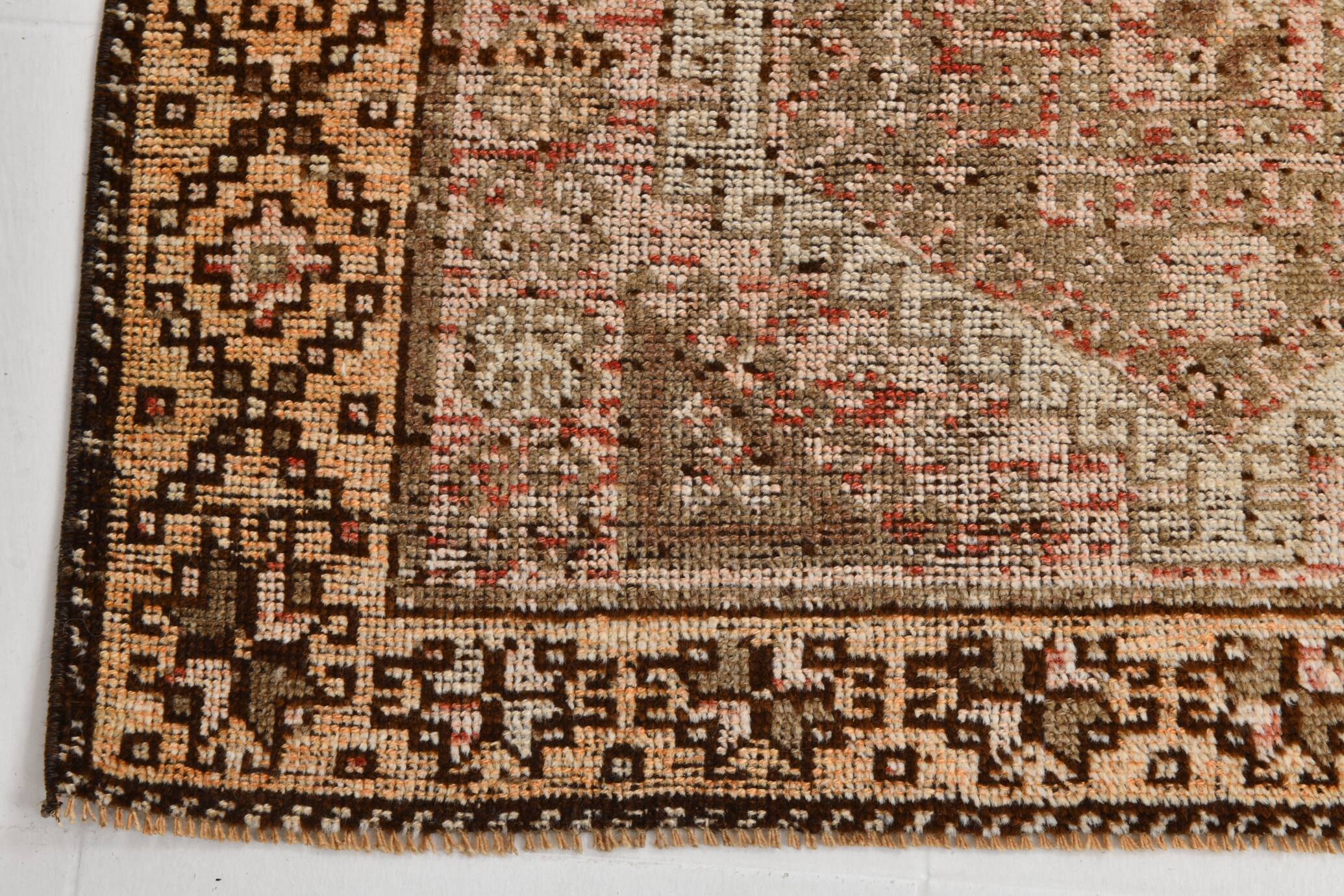 4x8 Brown Cream Geometric Vintage Rug, 112x241Cm