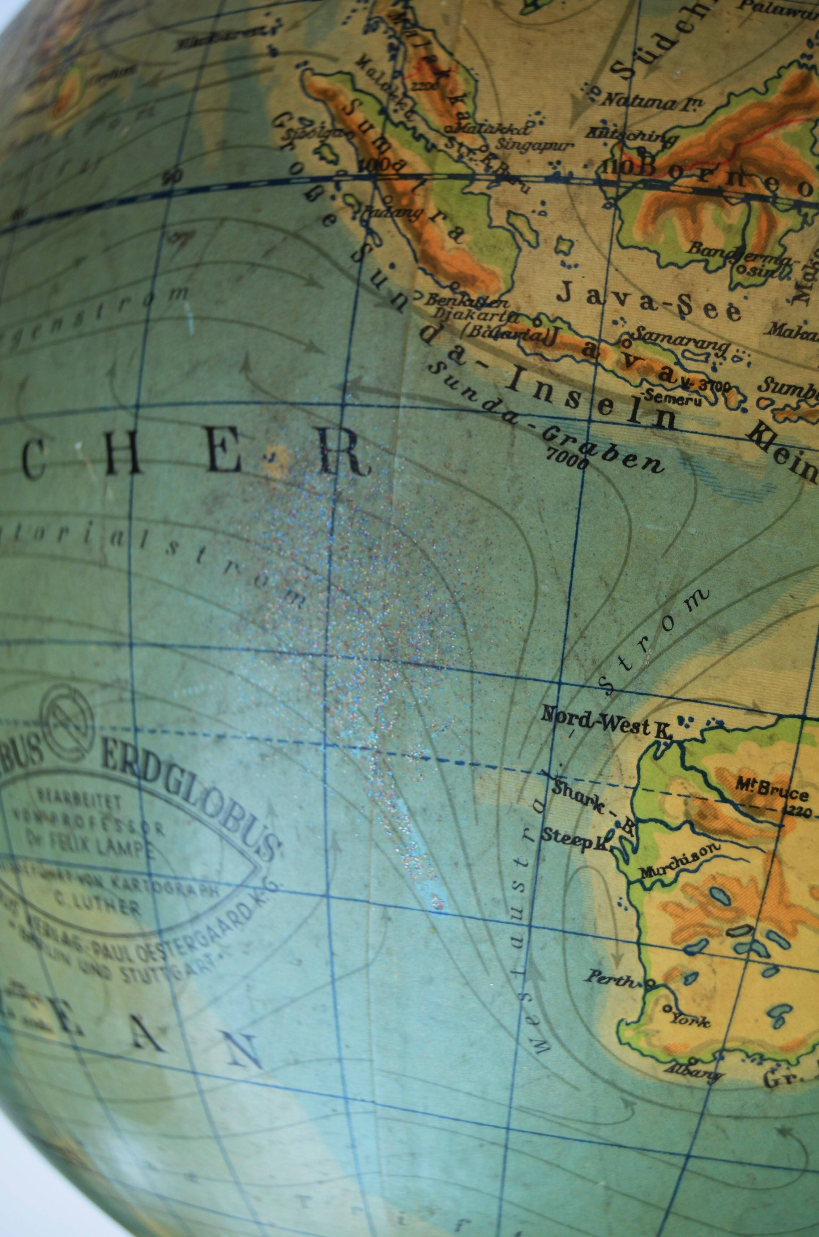 Large Earth globe 40s - Art Deco - Columbus Berlin  50 cm H