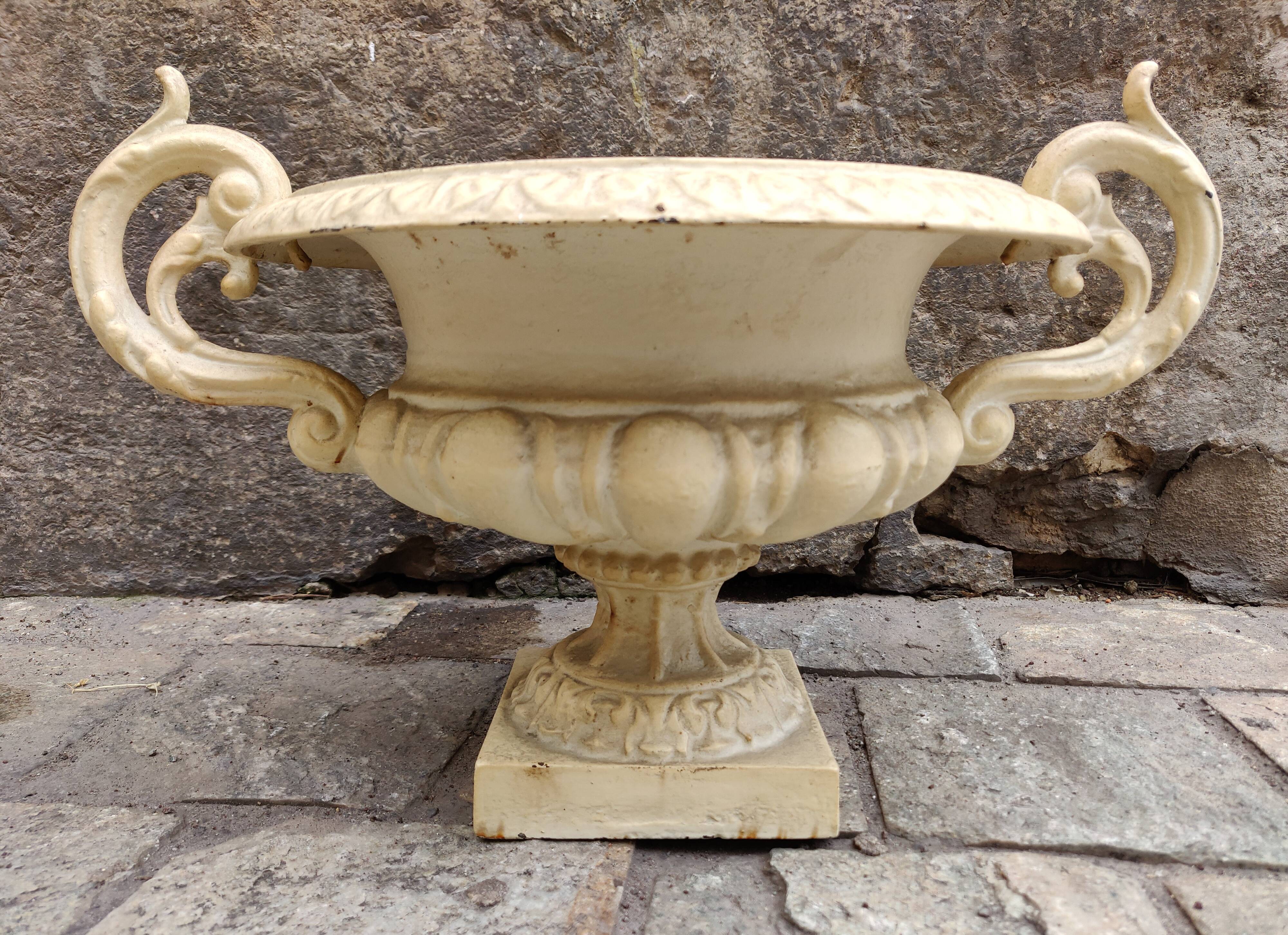 Old Cast iron Medici gardener