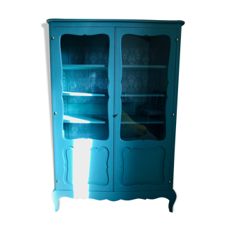 Glass cabinet