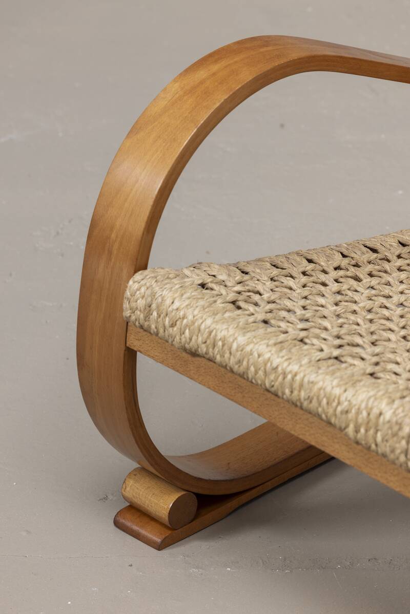 Fauteuils lounge par A. Audoux et F. Minet