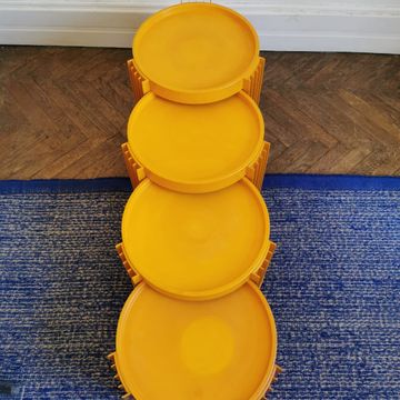 Set of 4 nesting tables, Marema, by Gianfranco Frattini for Cassina.