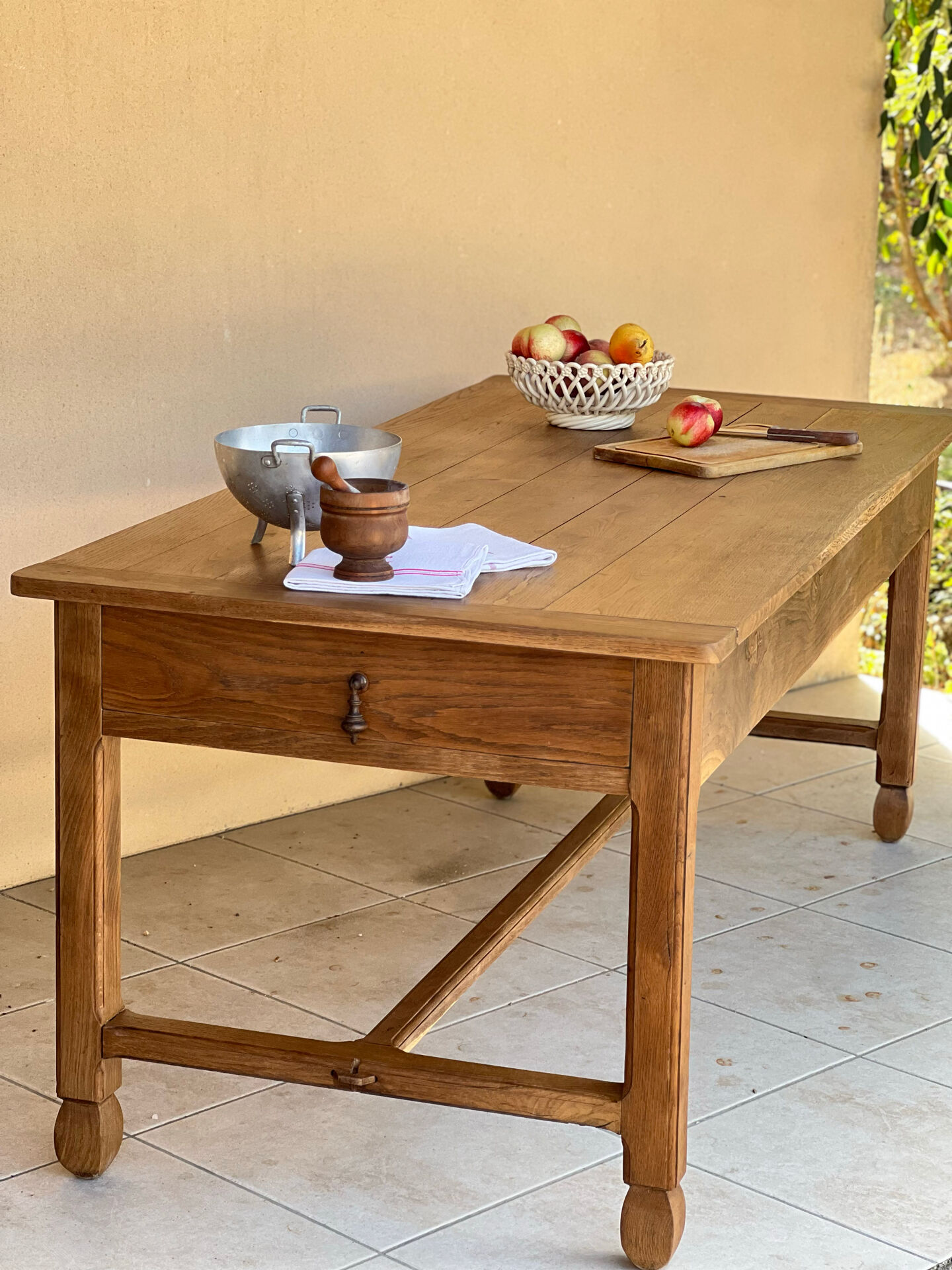 Office table