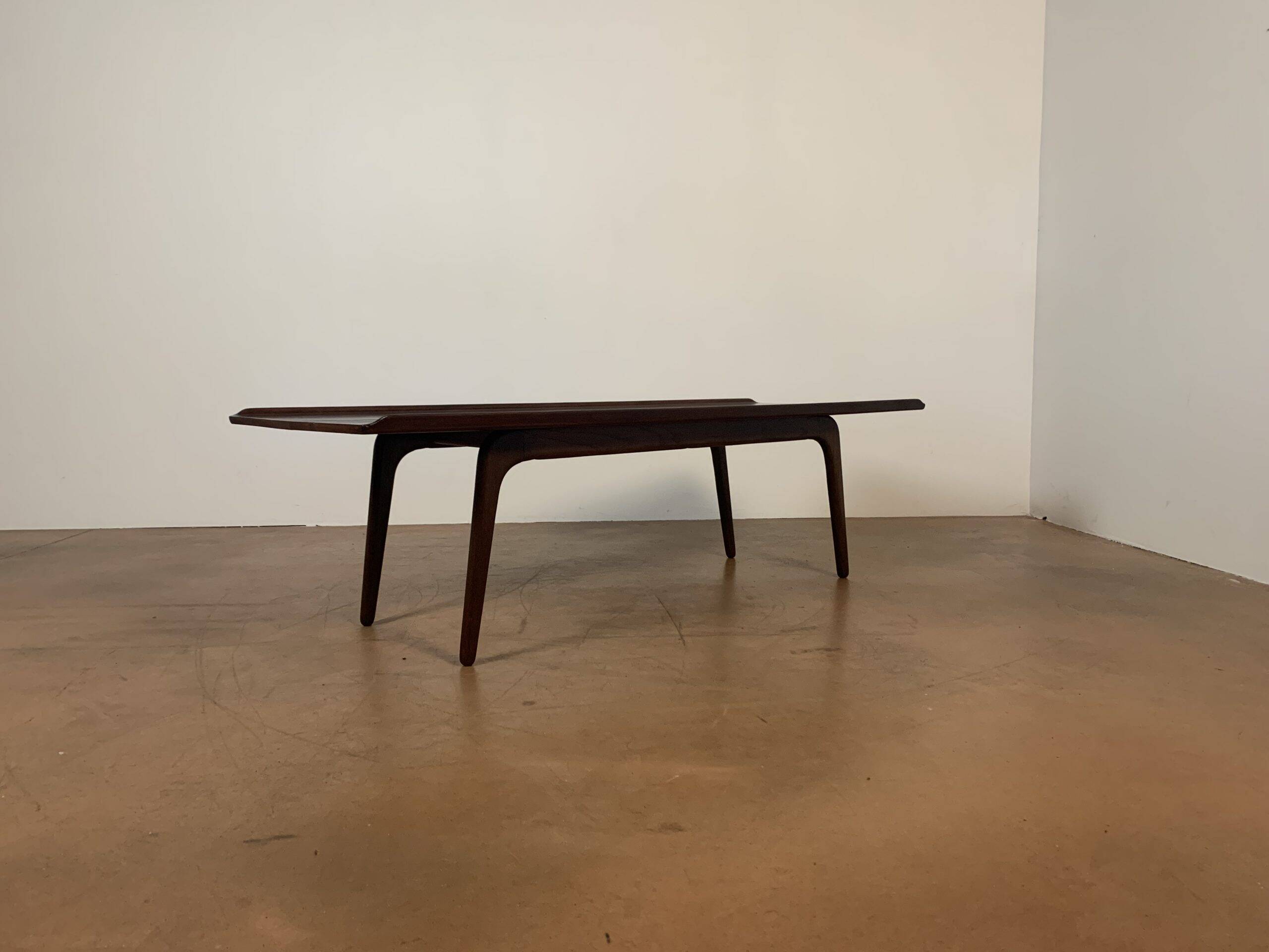 Aksel Bender Madsen coffee table