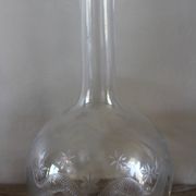 Carafe ronde ancienne en verre
