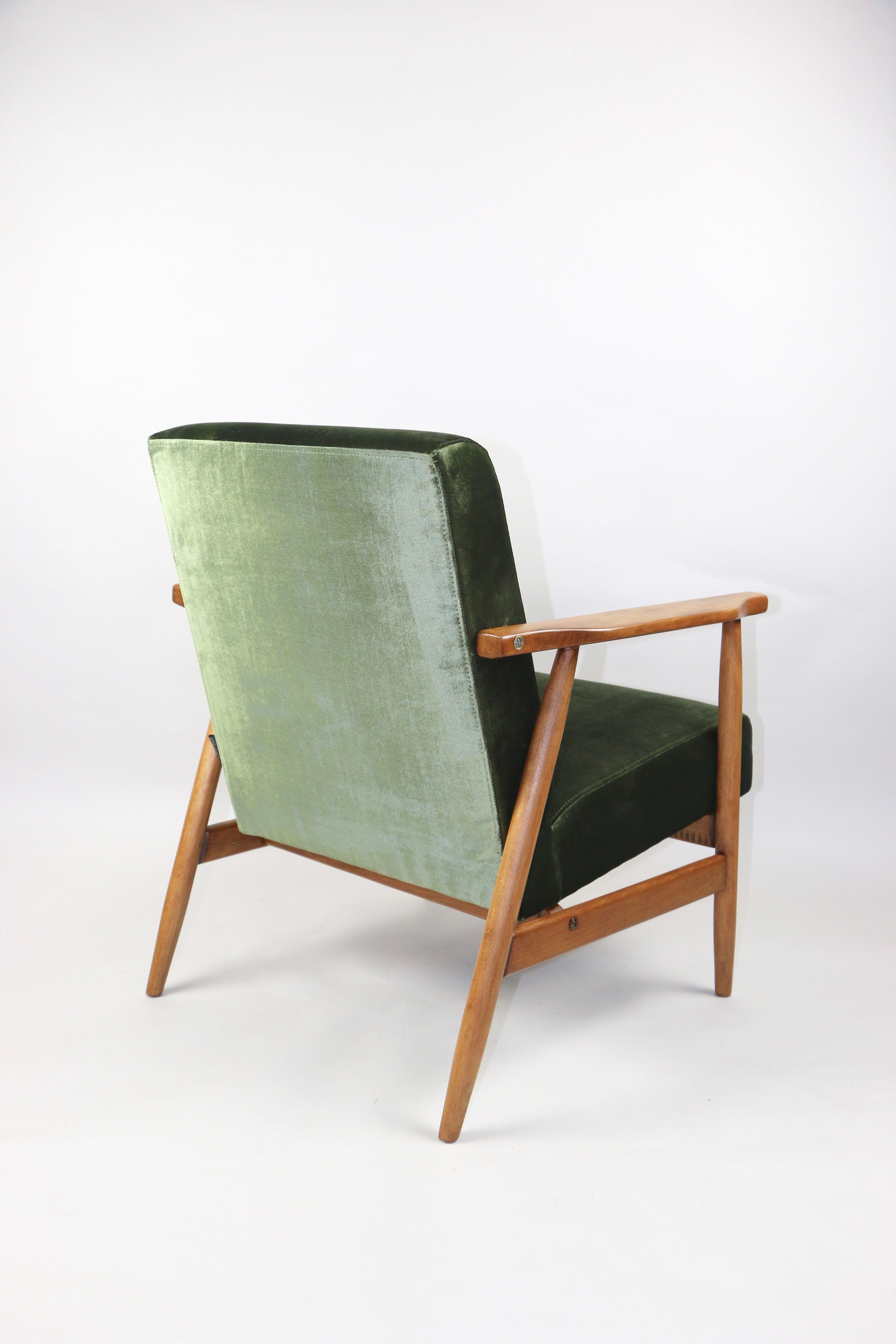 Vintage green velvet armchair, 1970