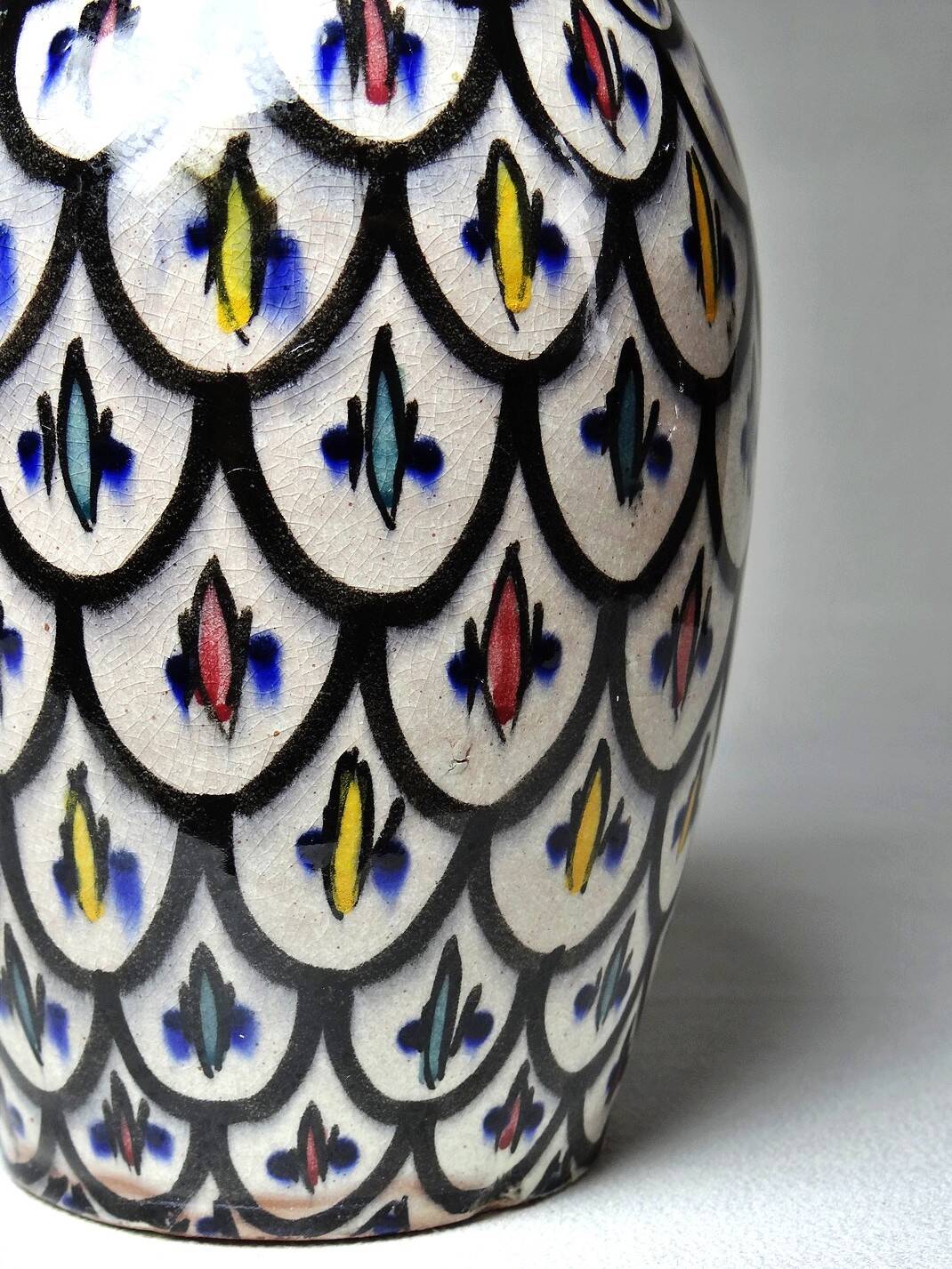 Small Moroccan Safi vintage handcrafted pottery vase