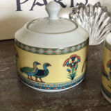 Set 2 cups and assorted sugar bowl