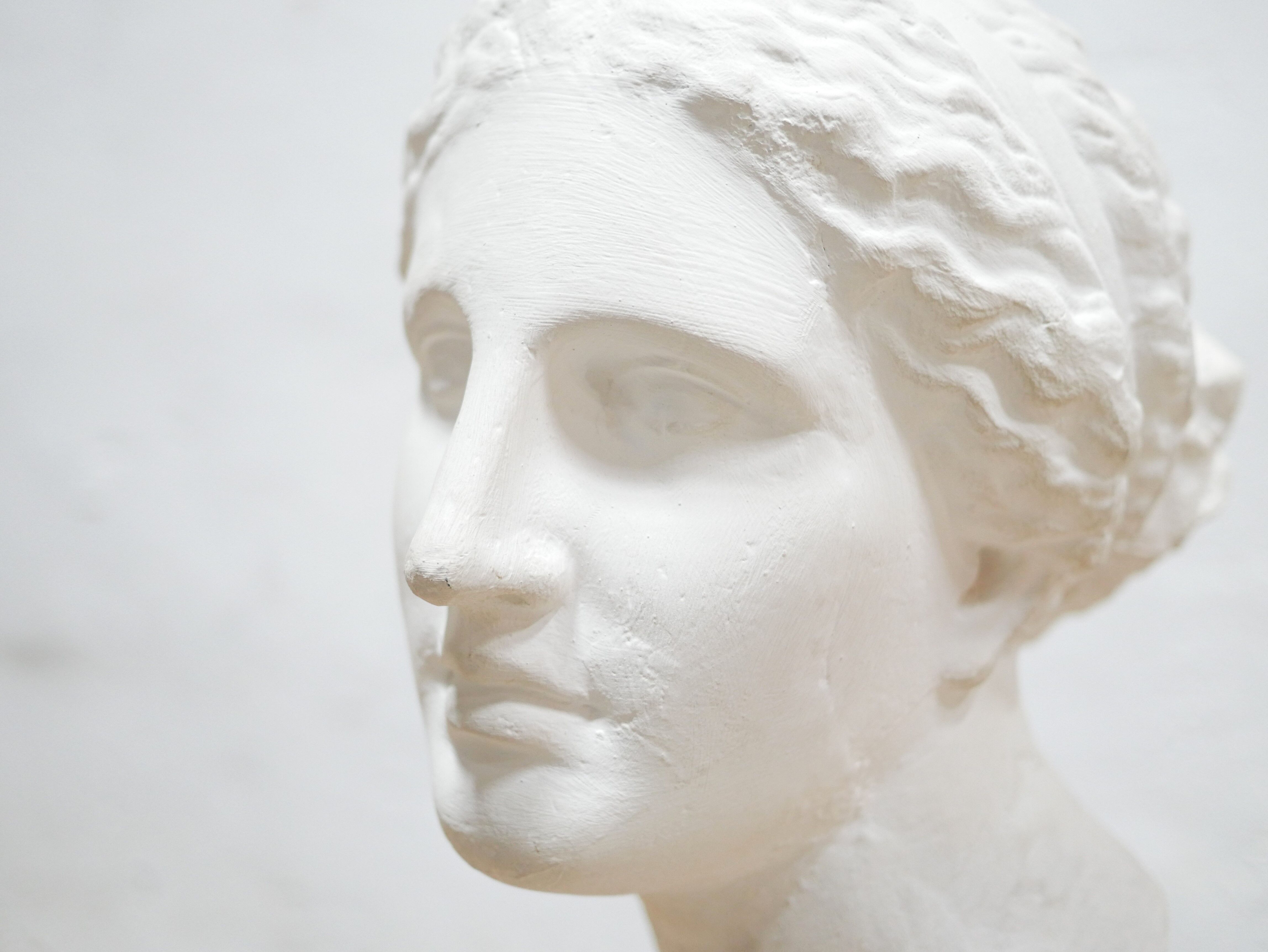 Tête de femme vintage en plâtre