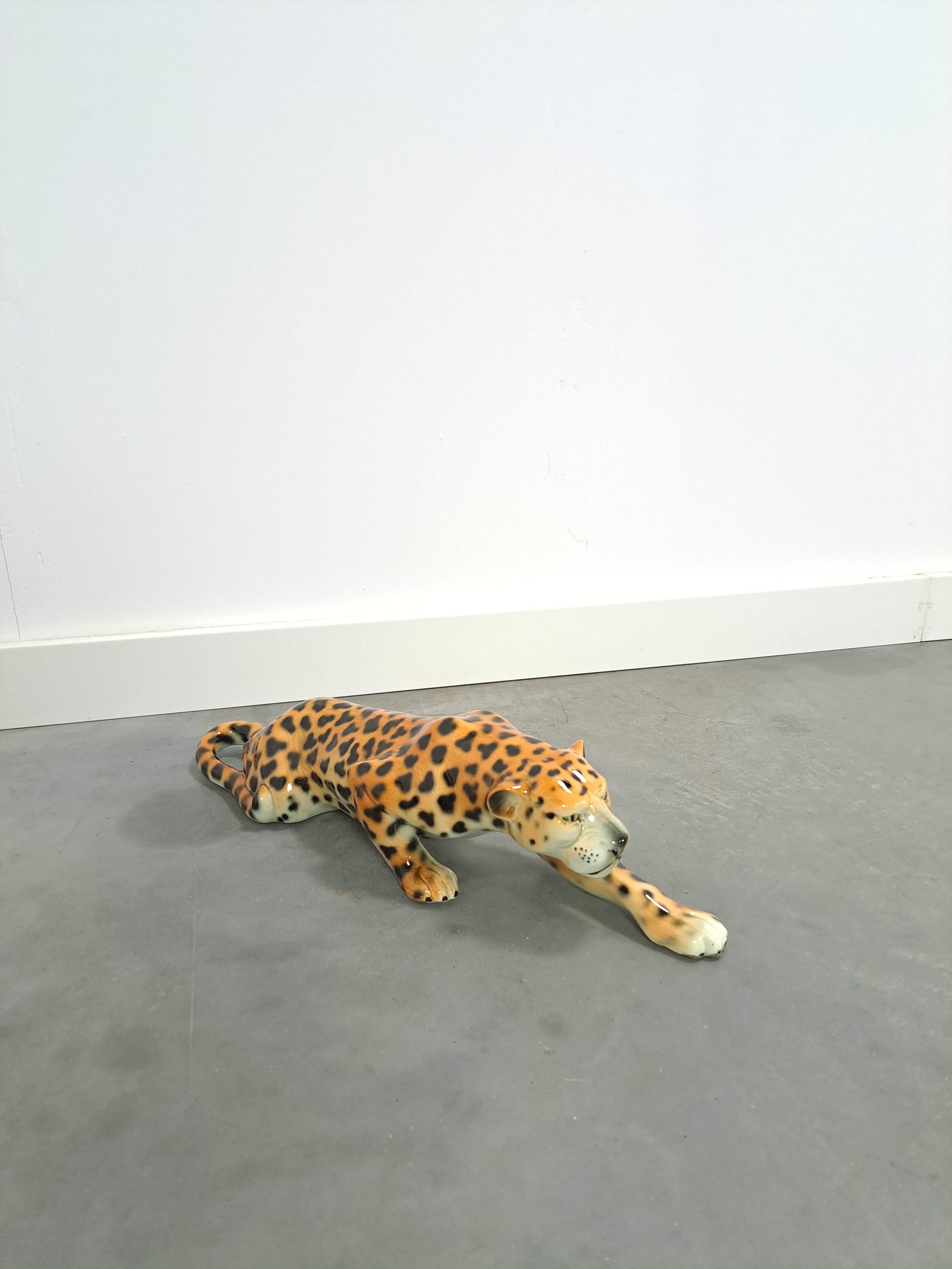 Porcelain statue leopard vintage