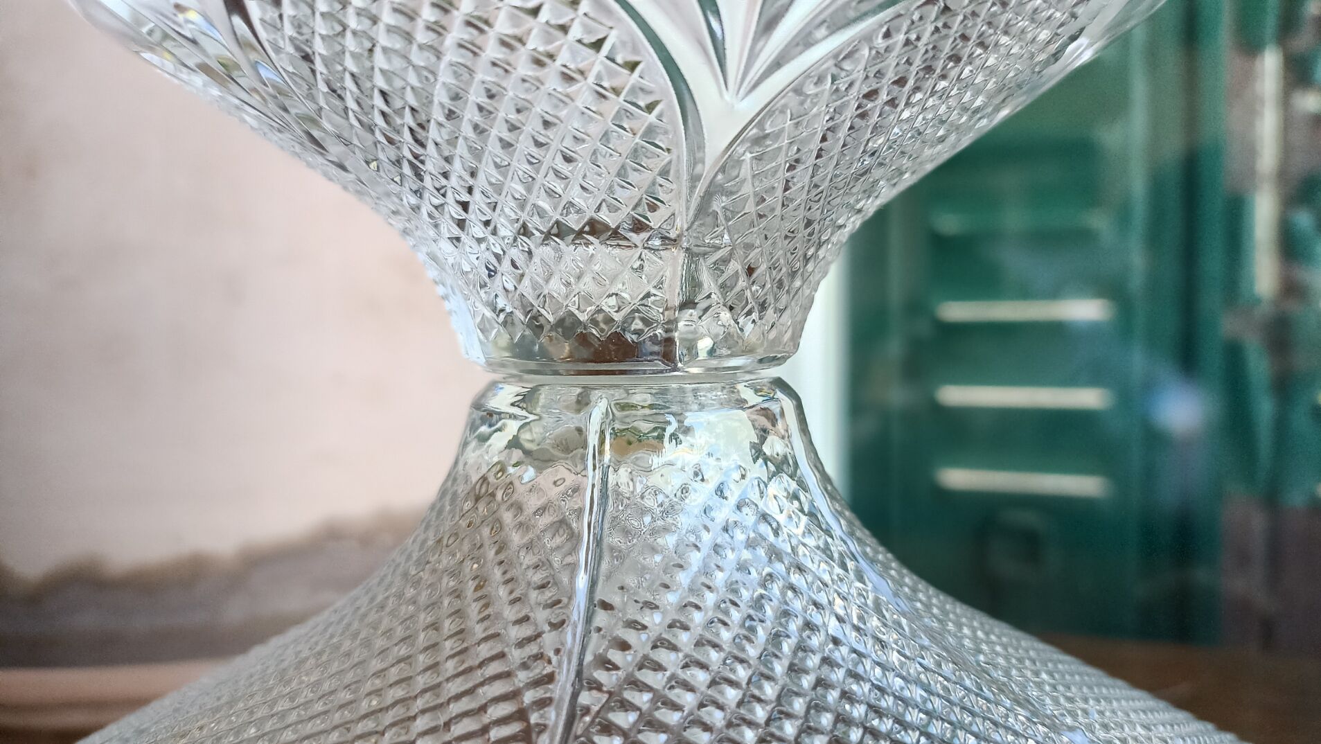 Crescendo glass stand cup from the 70s