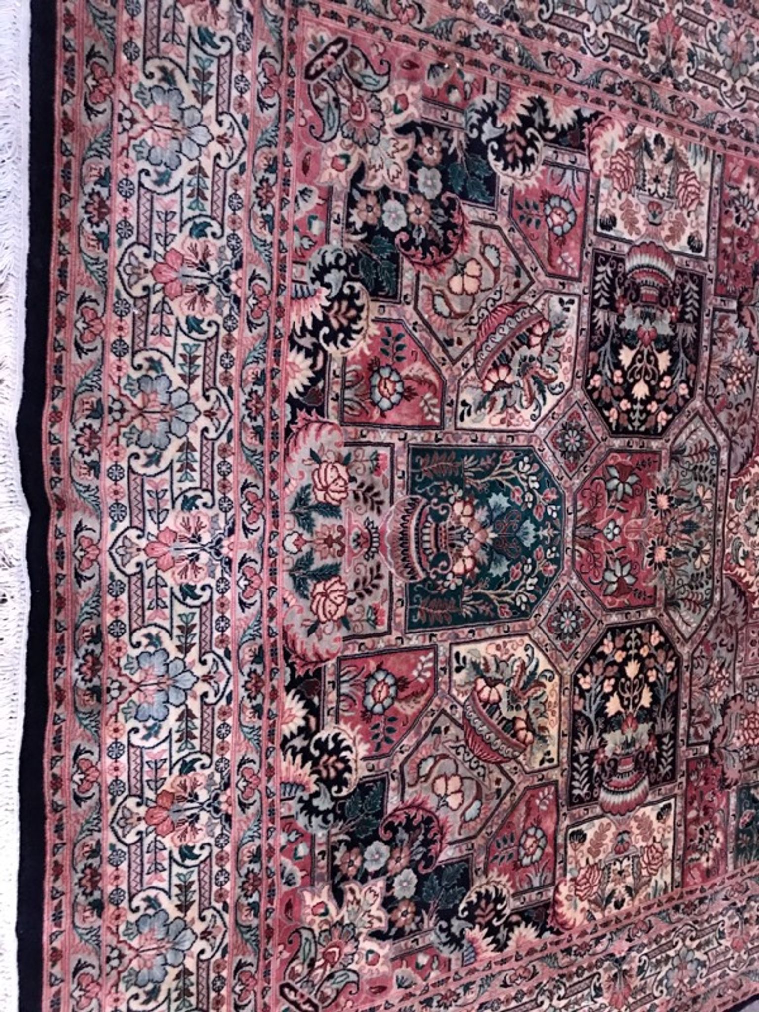 Punjab rug handmade 188 x 285 cm
