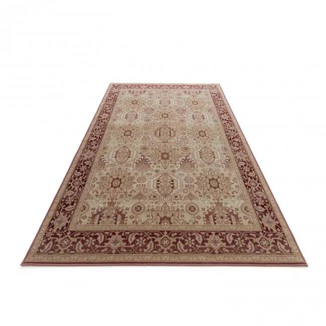 Beige and red oriental rug in wool.