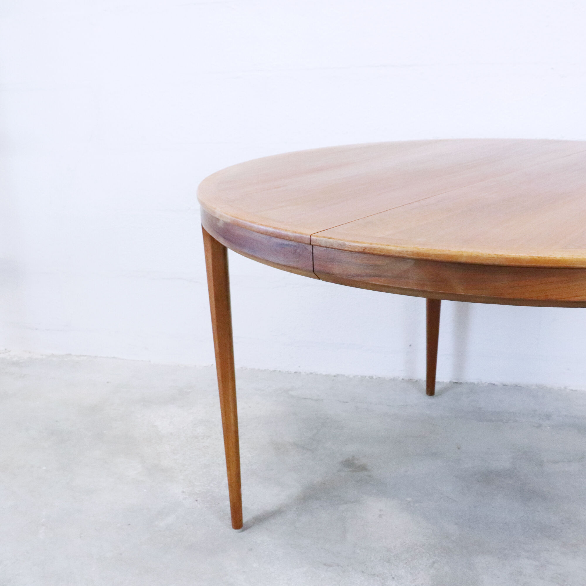 Walnut dining table, Bodafors, 1960