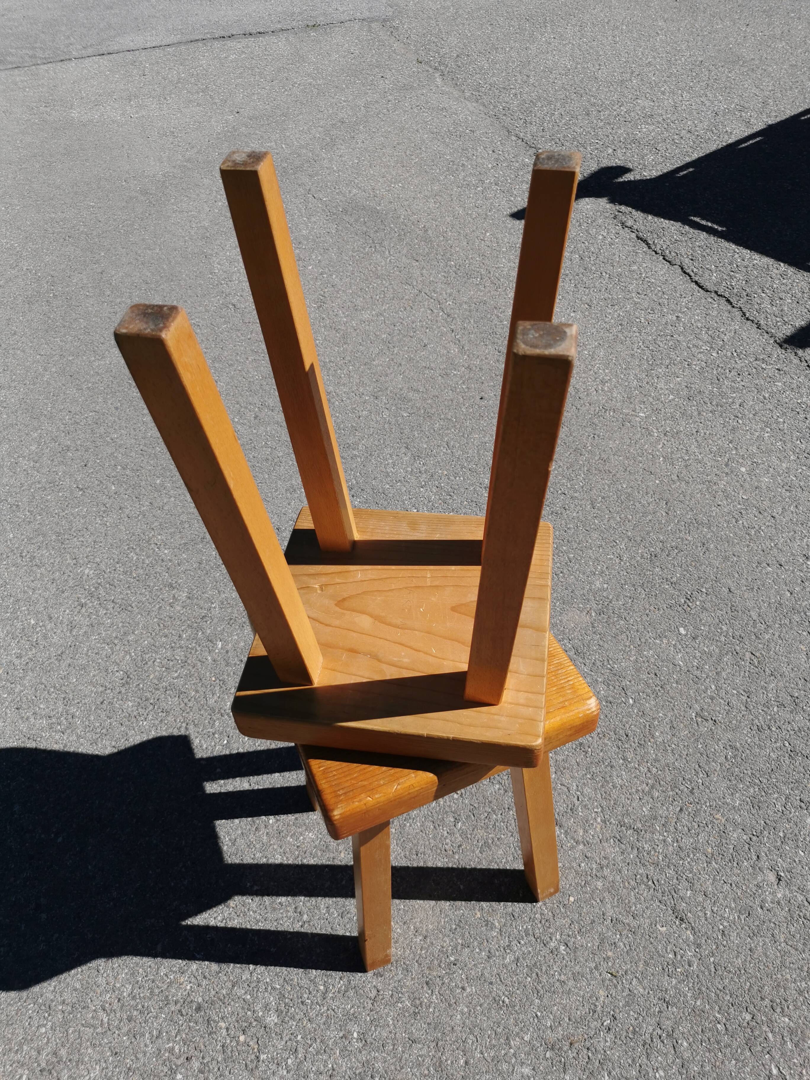 Stool 4 feet square seats