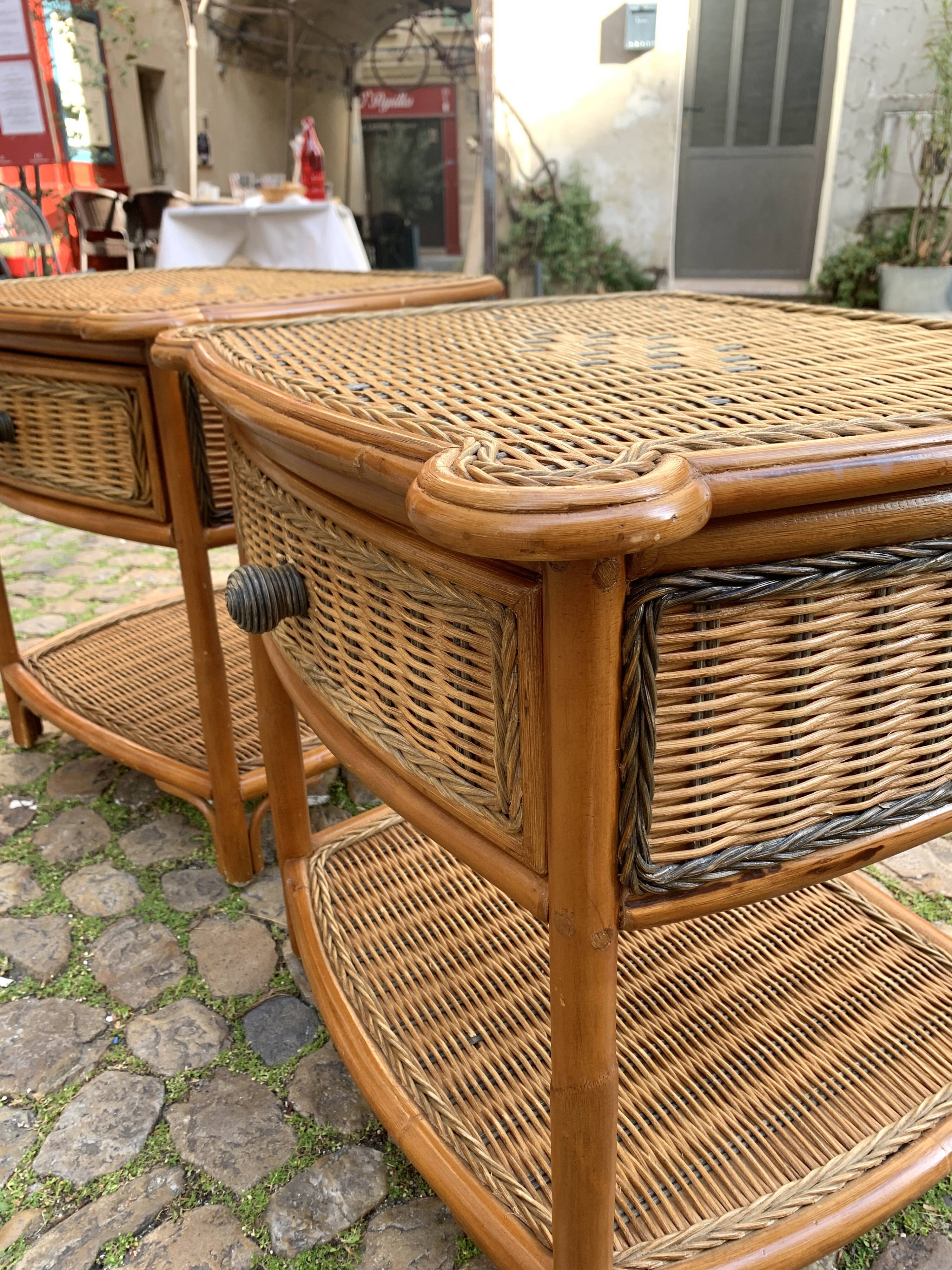 Set de 2 chevets vintage en rotin