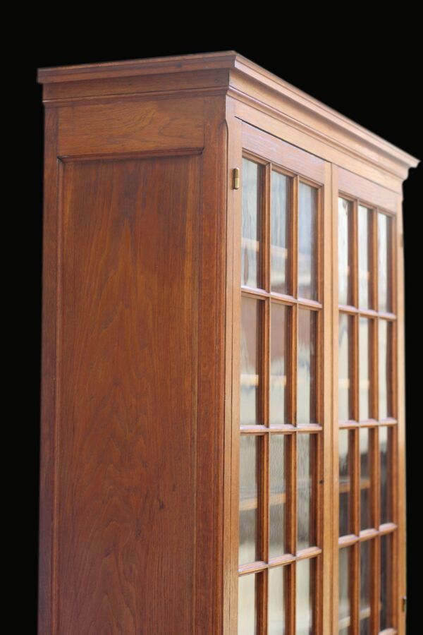 Exceptionnelle : grande bibliothèque type armoire parisienne (1900).