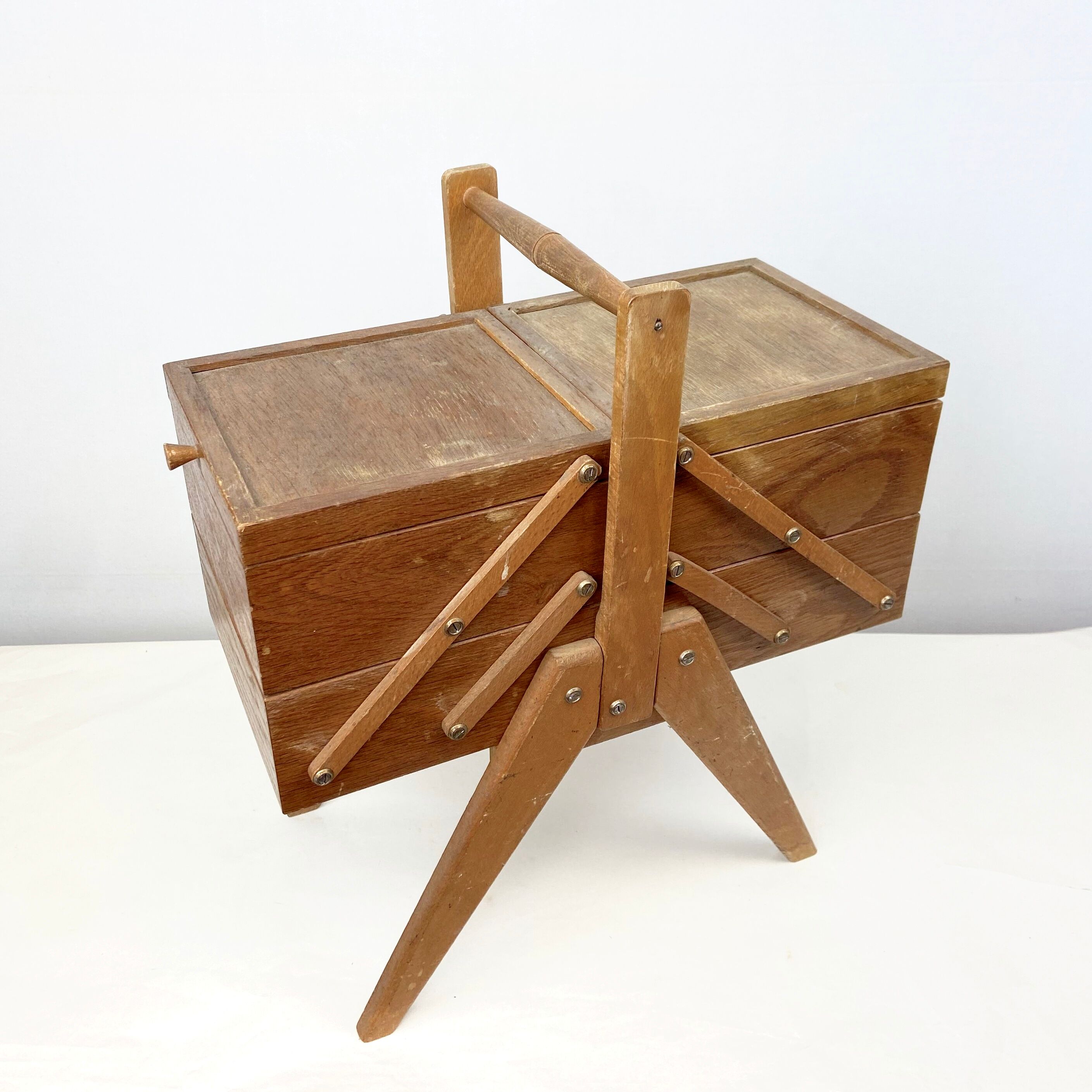 1950 - Former Worker Wooden Sewing Box