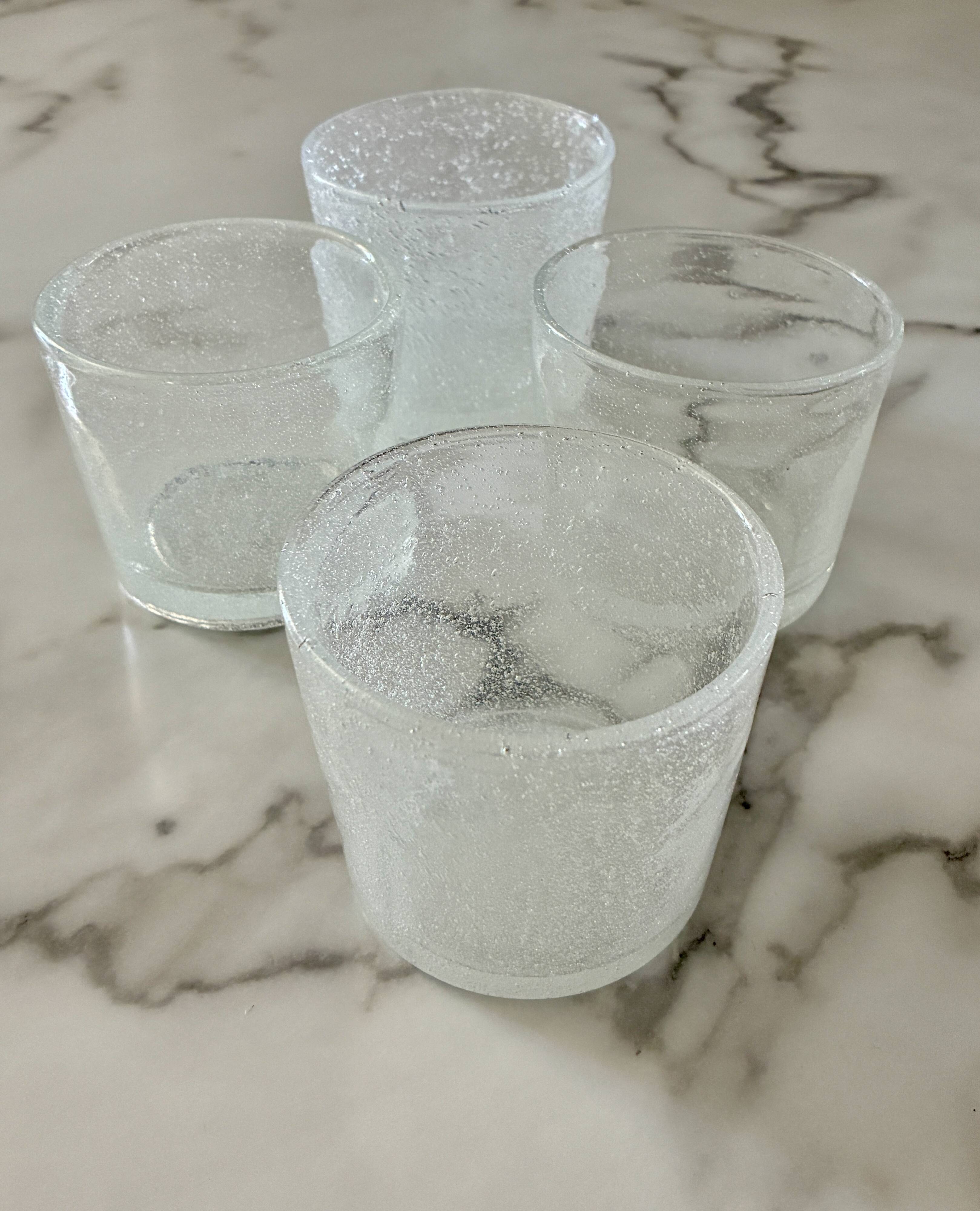 Lot 4 verres verre bullé blancs