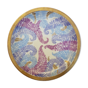 Plat en porcelaine peint