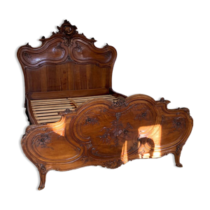 Lit de style Louis XV - noyer