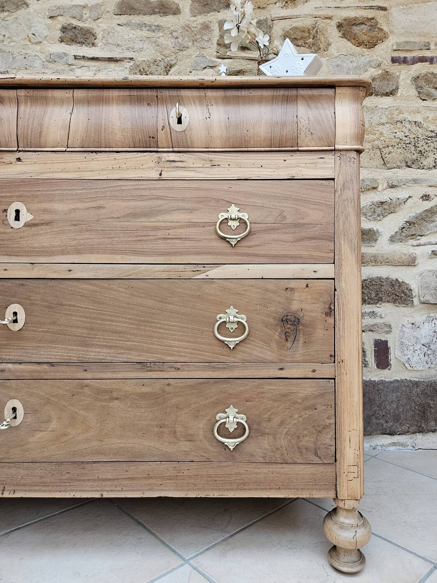 Antique walnut chest of drawers