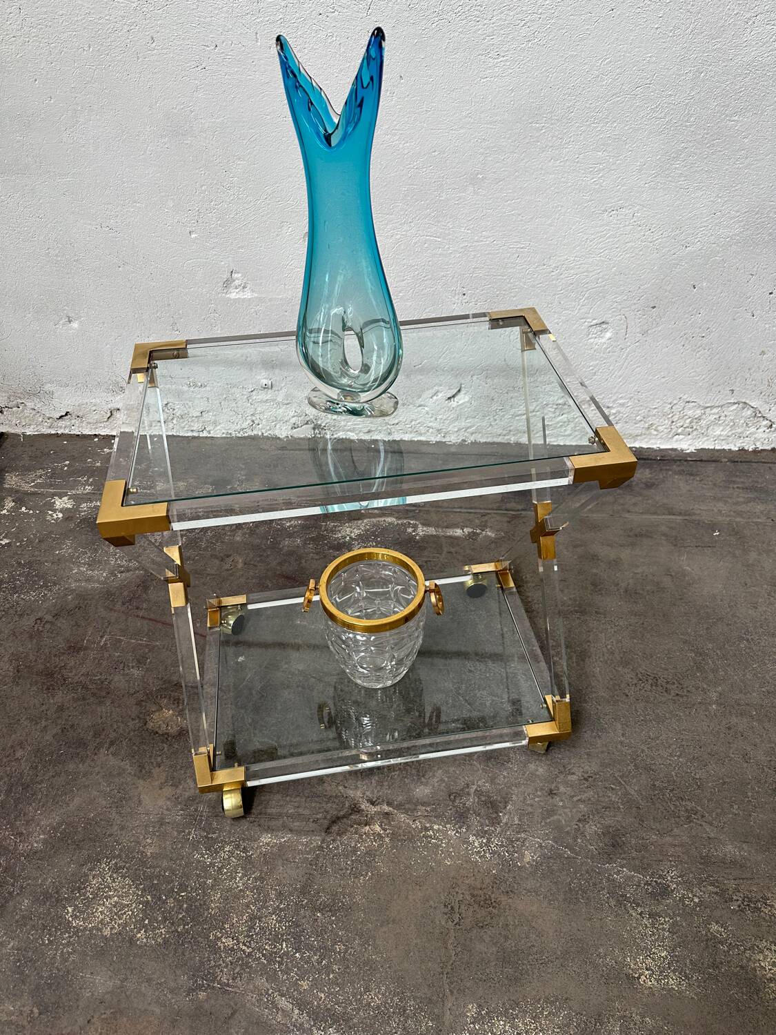 Serving cart or trolley in altuglass and brass