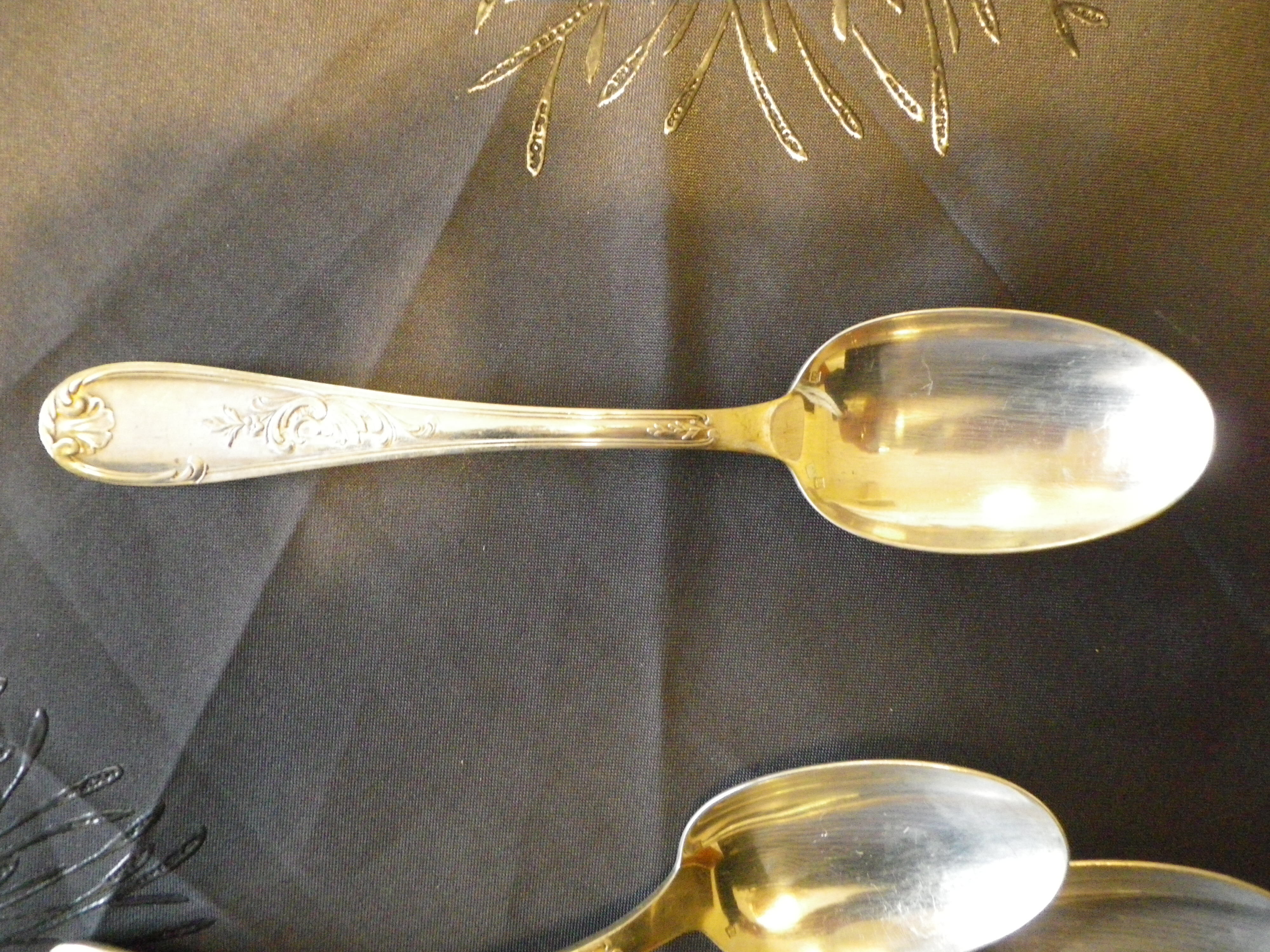 5 tablespoons in silver, 2 punches, fine decorations in relief