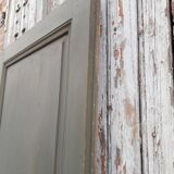 Ancienne porte de communication moulurée