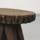 Ancienne table d'appoint primitive Wabi Sabi