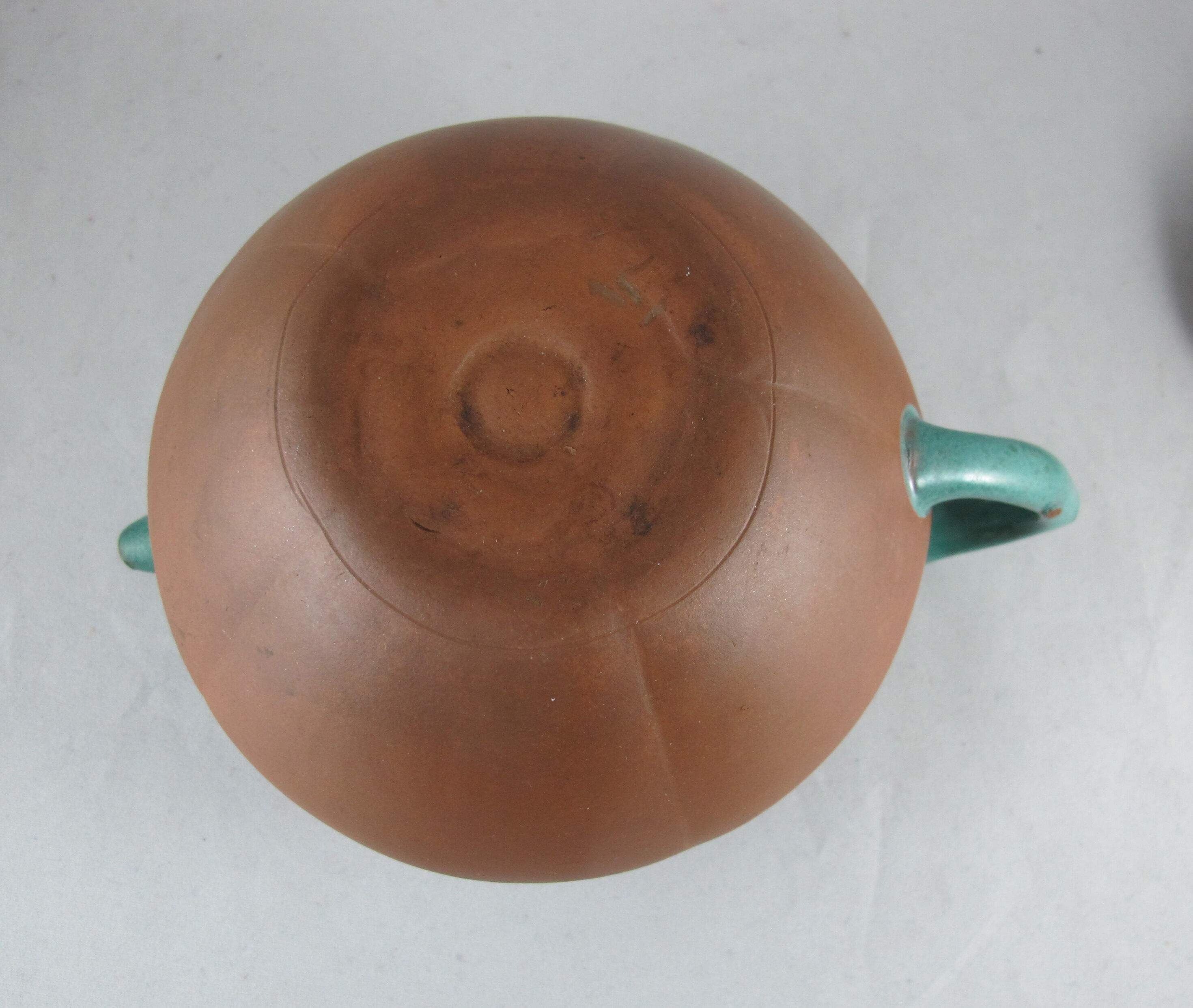 Former YI XING Chinese terracotta teapot China