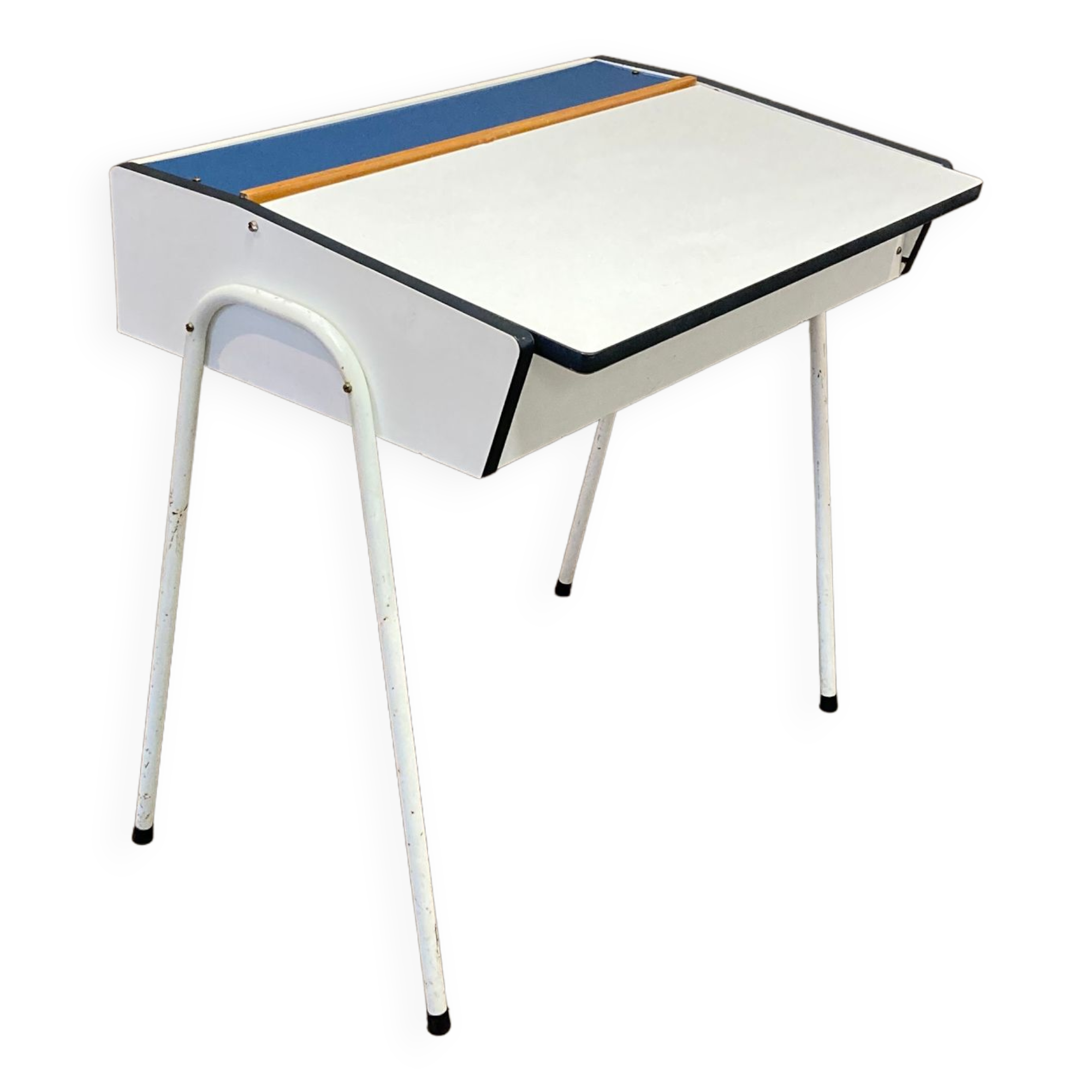 Children's desk with integrated storage