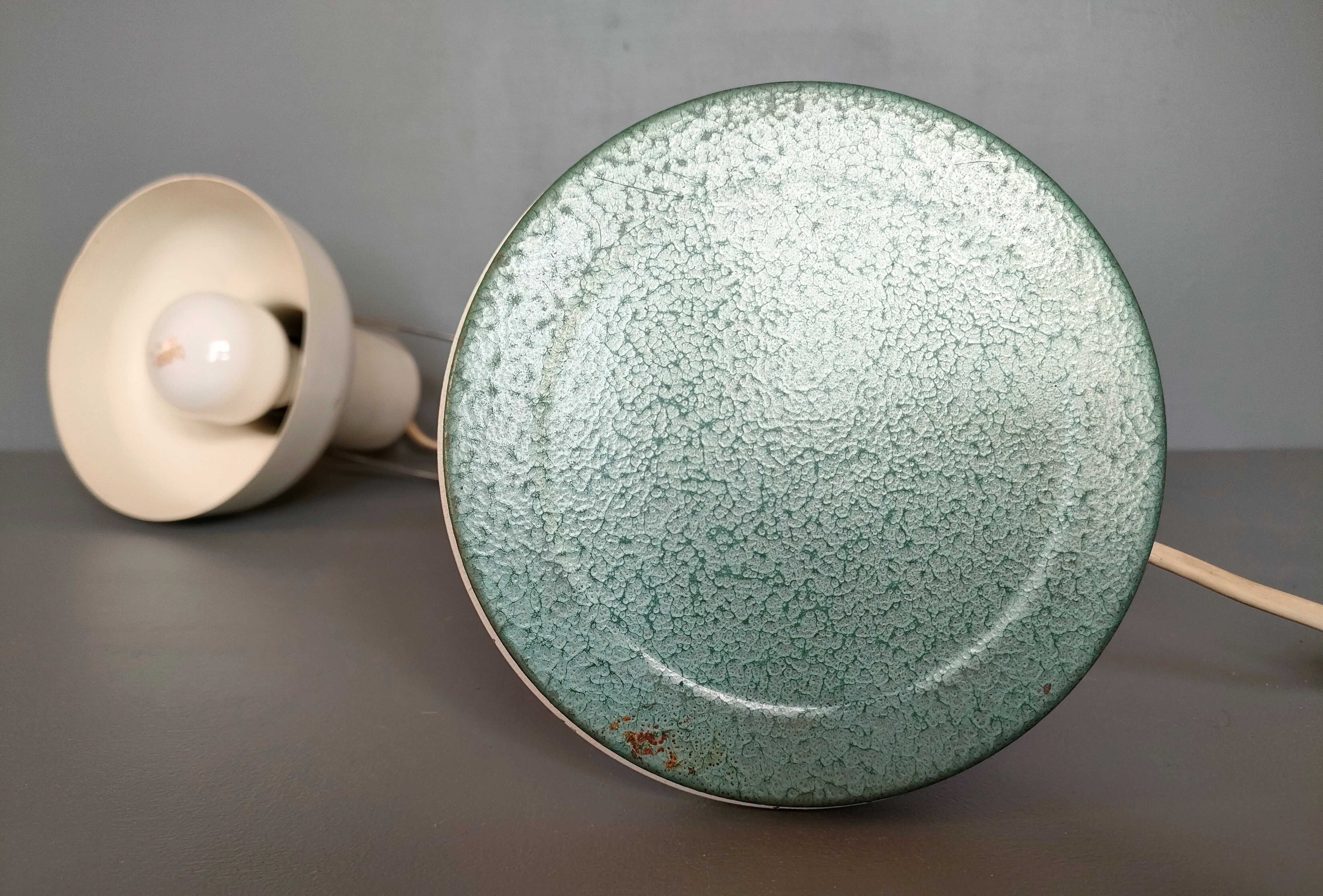 Articulated metal desk lamp from the 1950s/1960s