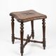 Tabouret ancien en bois sculpté en chêne massif