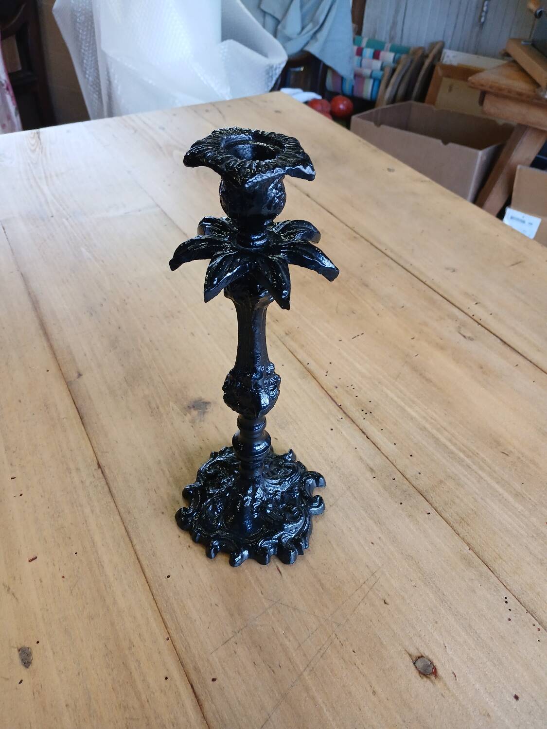 Black metal candle holder/candlestick