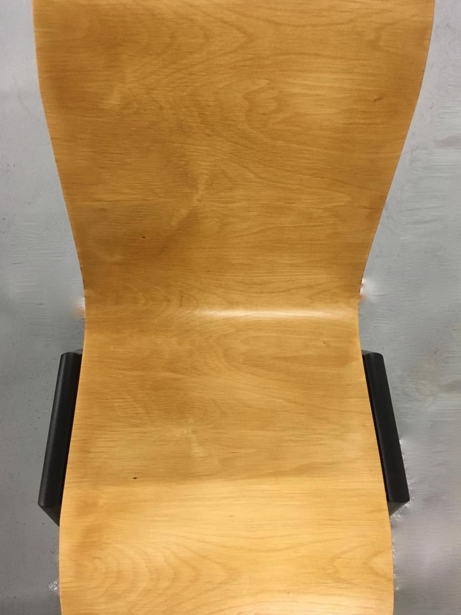 Set de 4 chaises empilables par Roland Rainer