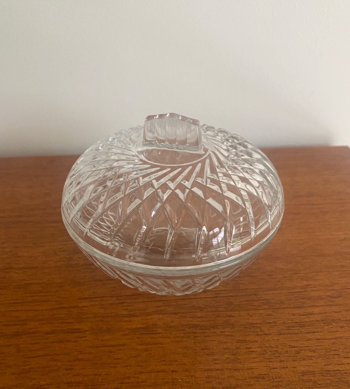 Sugar bowl or candy holder