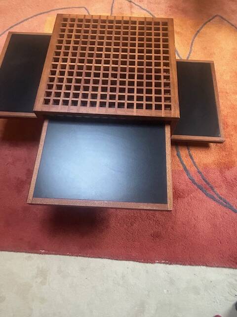 Extendable designer coffee table - Bernard Vuarnesson - 1980s