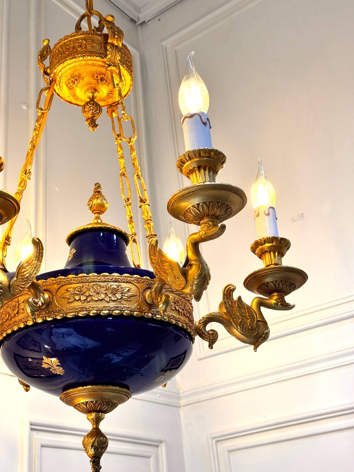 Lustre style Empire