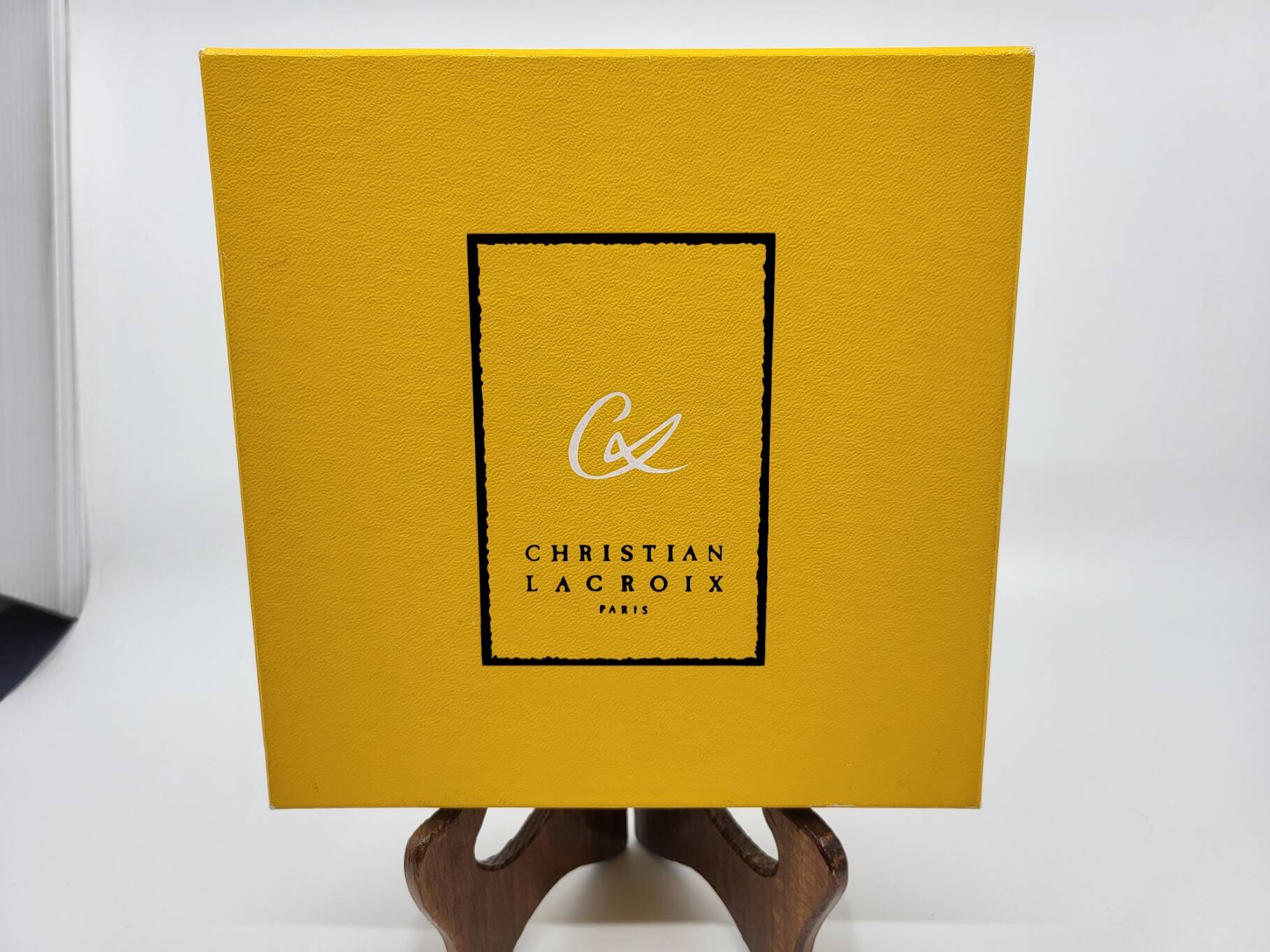 Christian lacroix porcelain pocket tray "follement" series